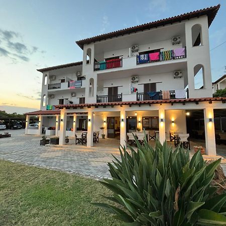 Hotel Avra Ouranoupoli Luaran gambar