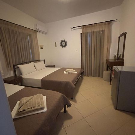 Hotel Avra Ouranoupoli Luaran gambar