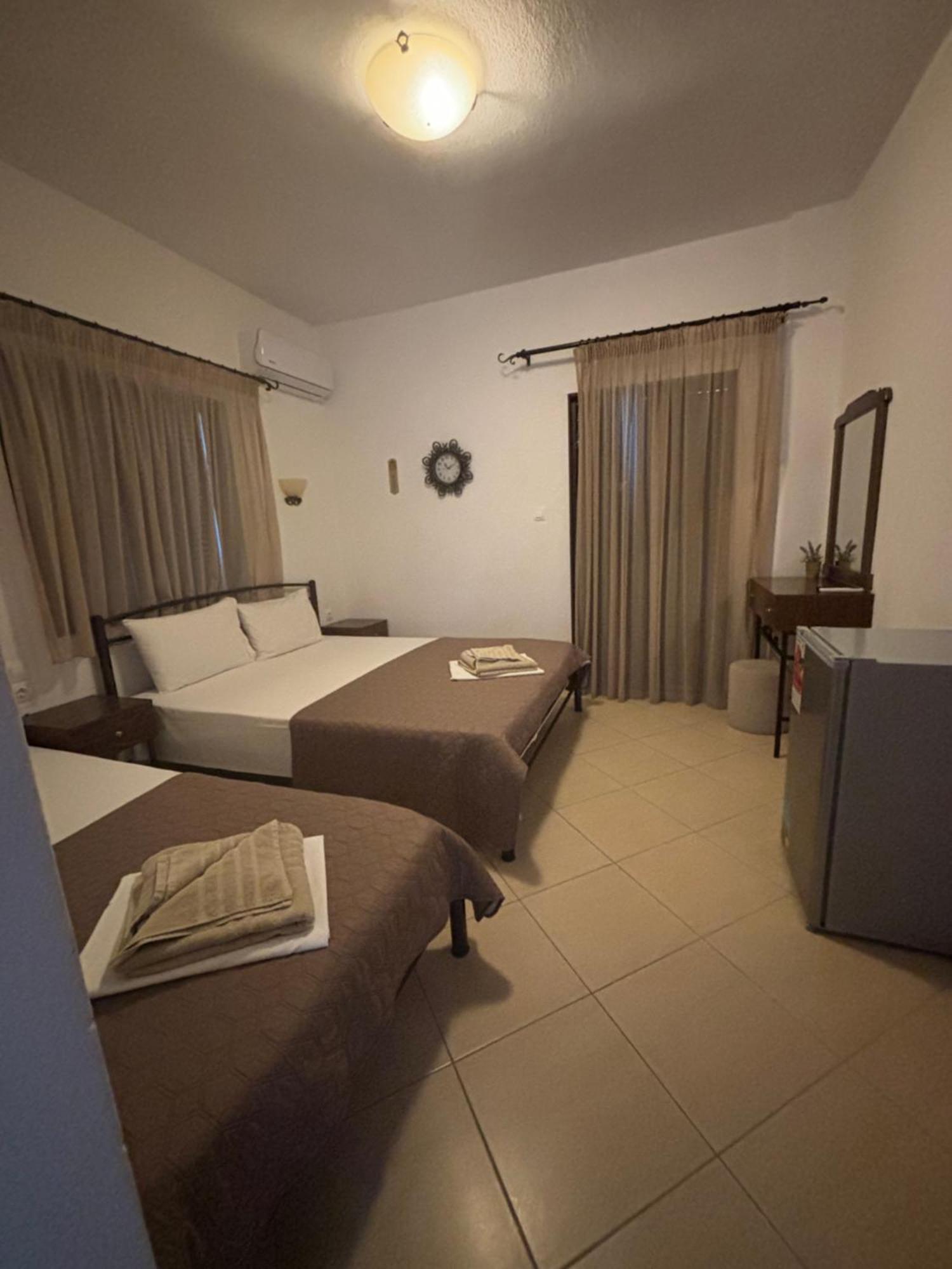 Hotel Avra Ouranoupoli Luaran gambar